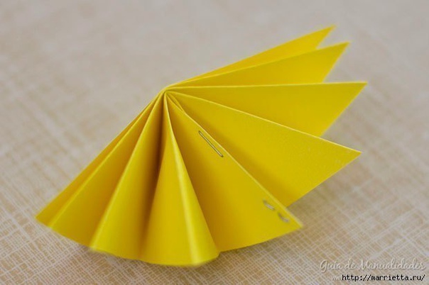 Гирлянда из бумаги Гирлянда из бумаги