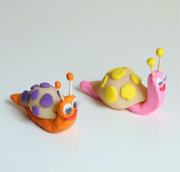 Улитки из пластилина. Улитки из пластилина.