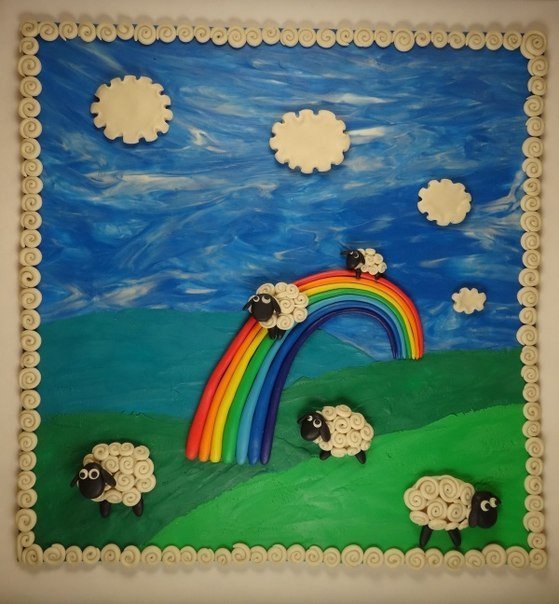 Лепим картину «овечки на радуге»
