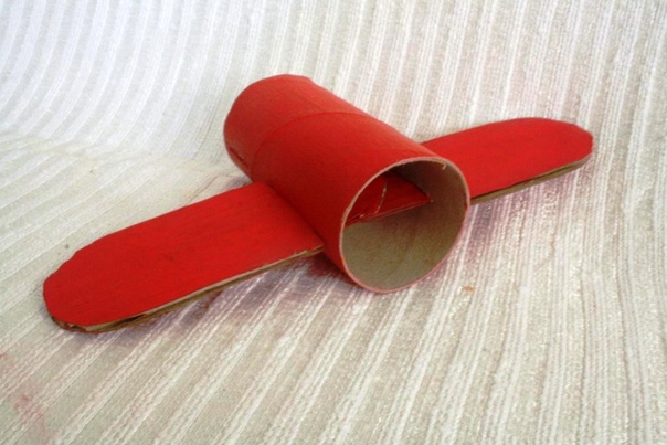 Самолетики из картонных втулок