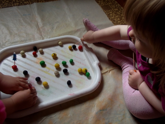 Тренировка мелкой моторики .