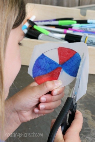 Игрушка " Вертушка " .