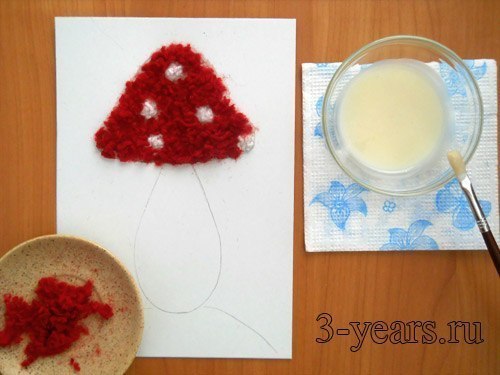 Мухомор из ниток !