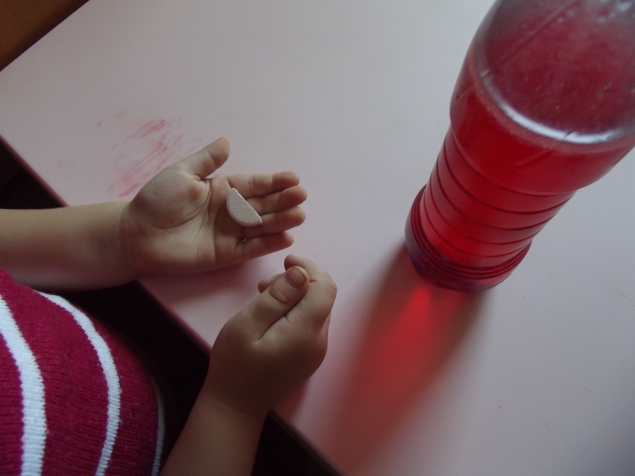 Вода с пузырьками .