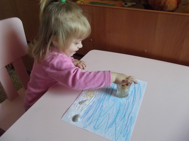 Аппликация с ракушками .