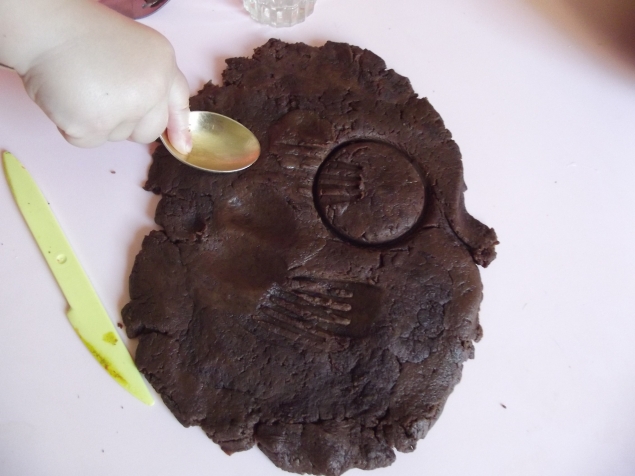 Игры с пластилином .