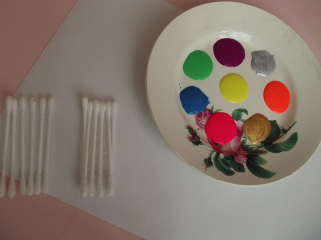 Рисуем ватными палочками .. Рисуем ватными палочками ..