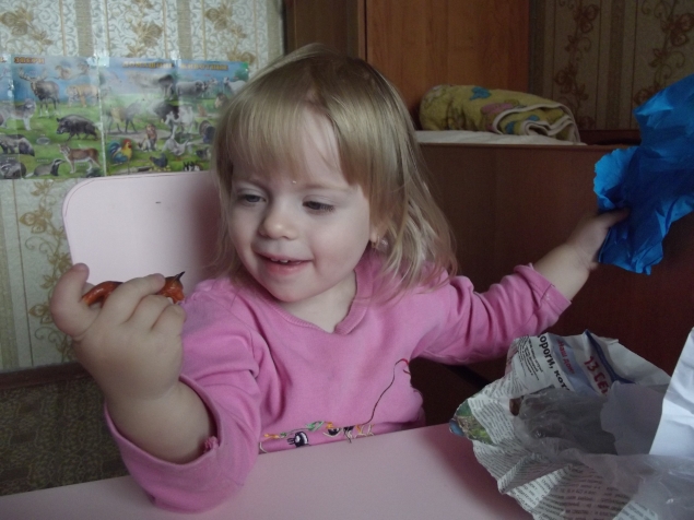 Чем занять ребенка на 10 минут ?