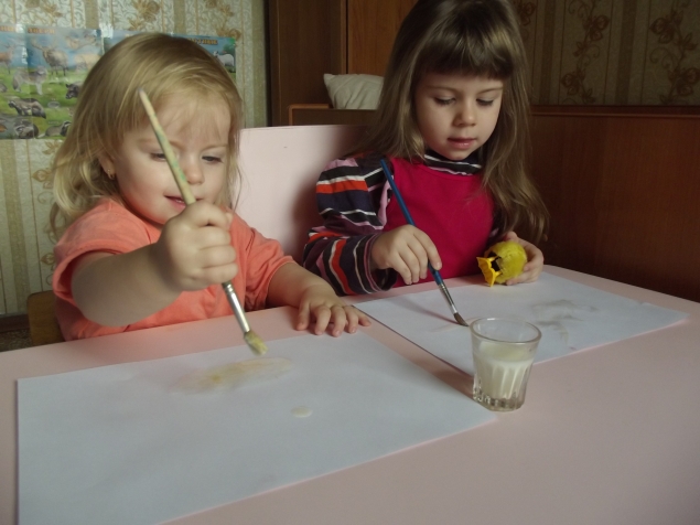 Невидимые чернила из молока . Невидимые чернила из молока .