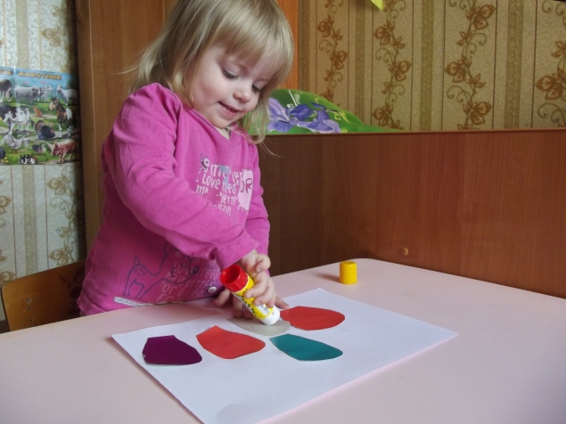 Аппликация " Осенний лес ".