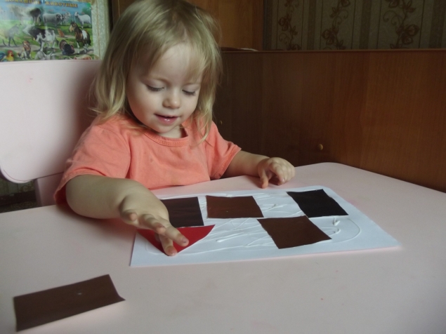 Аппликация " Городок " . Аппликация " Городок " .