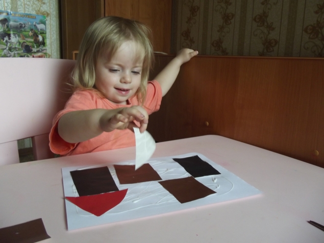 Аппликация " Городок " . Аппликация " Городок " .