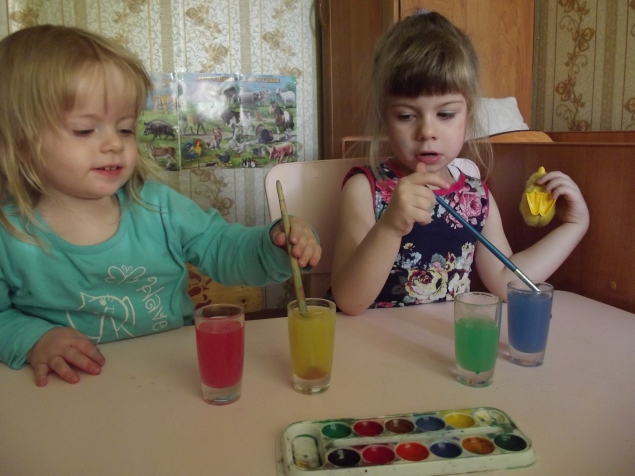 Смешиваем цвета .