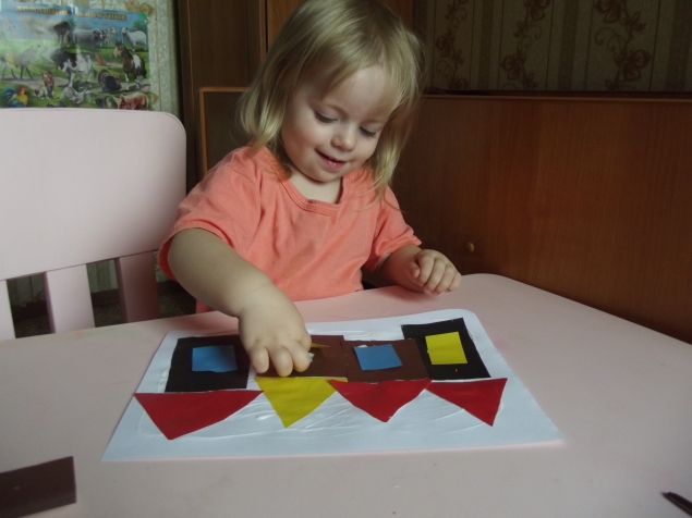 Аппликация " Городок " . Аппликация " Городок " .