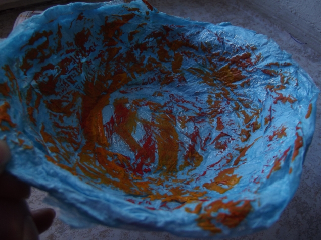 Тарелка из салфеток . Тарелка из салфеток .