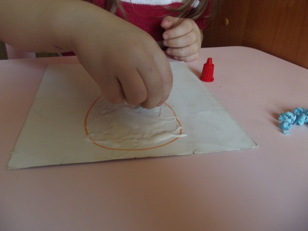 Аппликация " Воздушный шарик " . Аппликация " Воздушный шарик " .