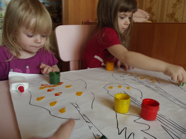 Раскрашиваем деревья . Раскрашиваем деревья .