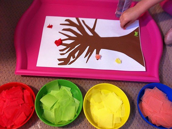 Осеннее деревце . Осеннее деревце .