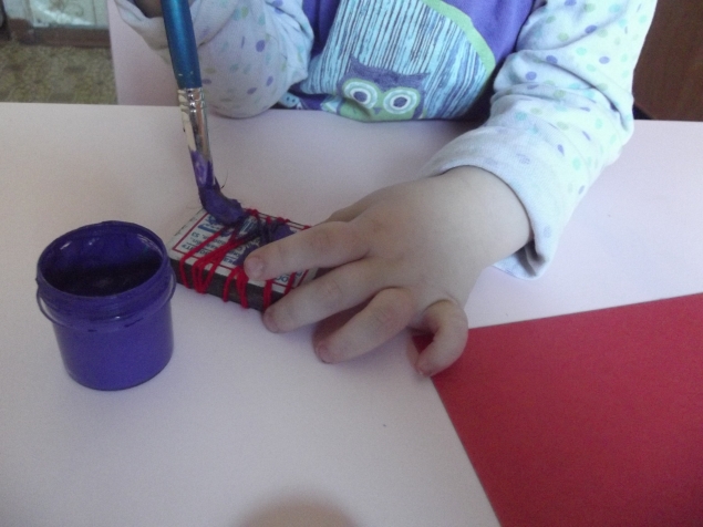 Штамп из коробка . Штамп из коробка .