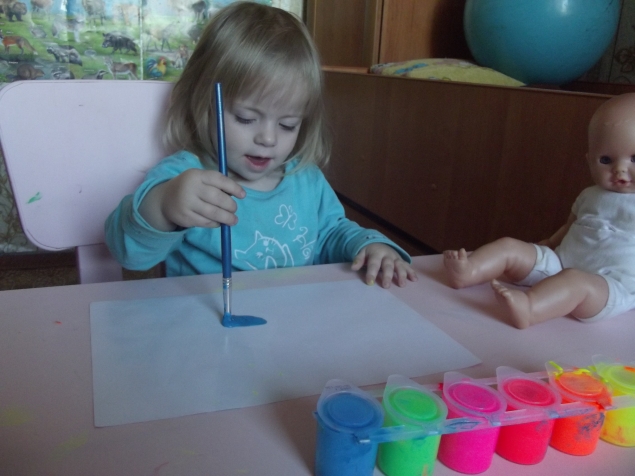 Смешиваем цвета на бумаге . Смешиваем цвета на бумаге .