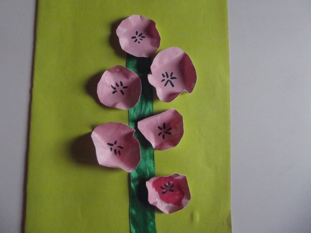 Аппликация " Цветочки " . Аппликация " Цветочки " .