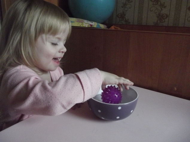 Плавает - тонет . Плавает - тонет .