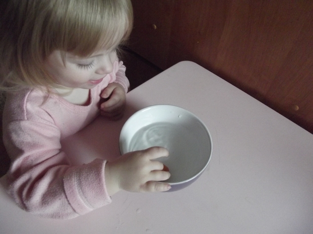 Плавает - тонет . Плавает - тонет .