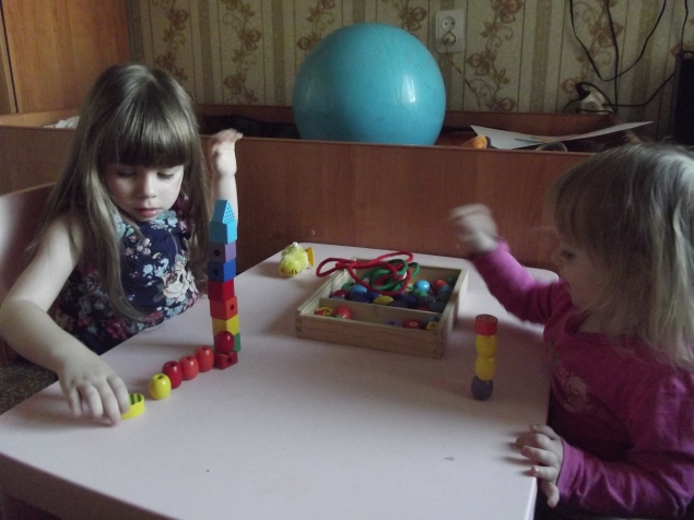 Игры со шнуровкой . Игры со шнуровкой .