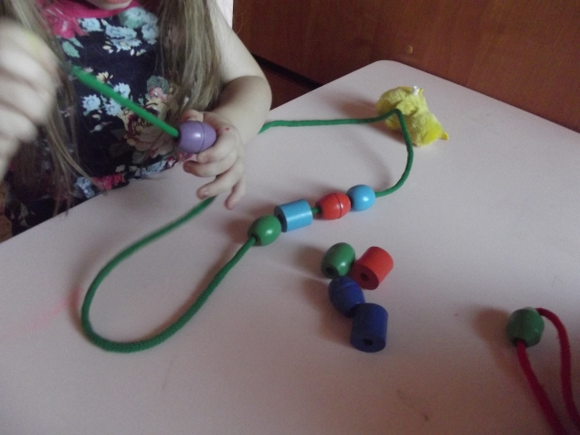 Игры со шнуровкой . Игры со шнуровкой .