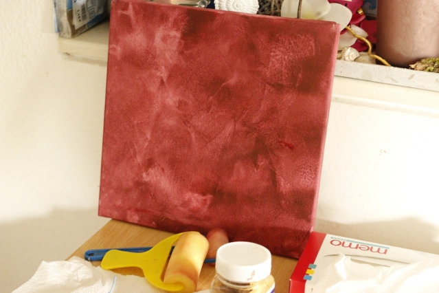 Панно из листьев и веток .