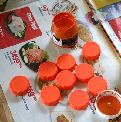 Поделки из крышек .