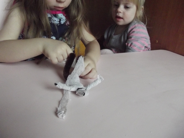 Наша мумия на Хеллоуин ! Наша мумия на Хеллоуин !