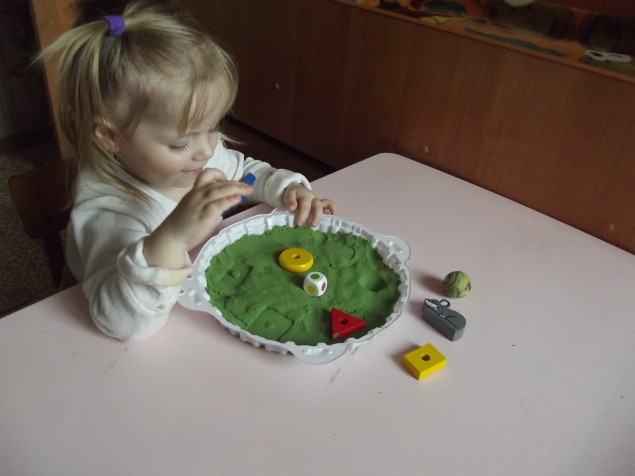 Отпечатки на песке . Отпечатки на песке .