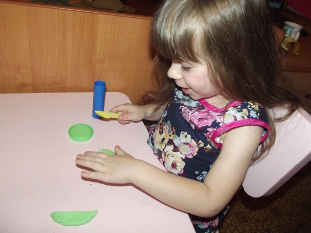 Лепим монстров . Лепим монстров .