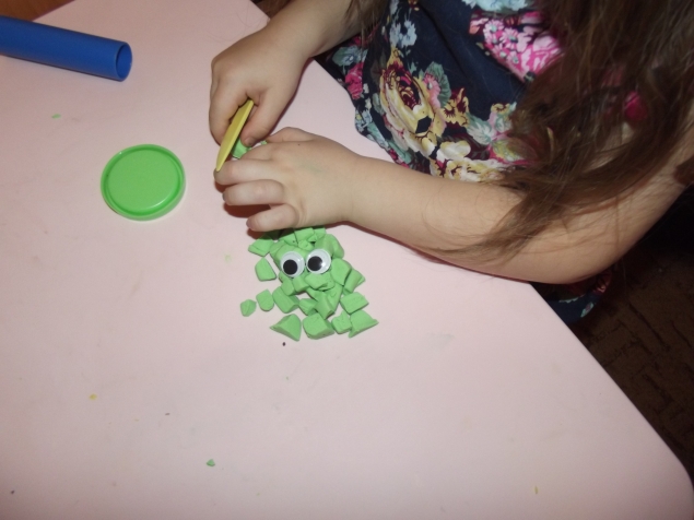 Лепим монстров . Лепим монстров .