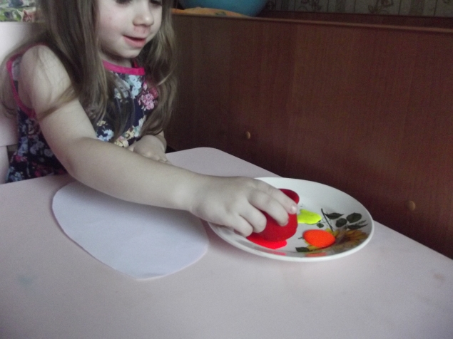 Зайка . Зайка .