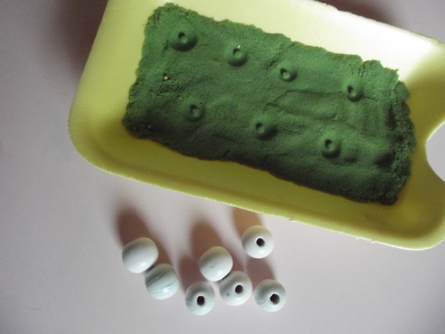 Игра для мелкой моторики .