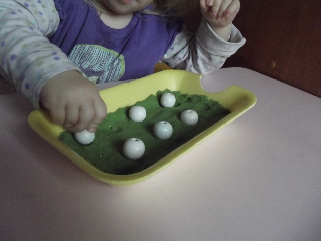 Игра для мелкой моторики .