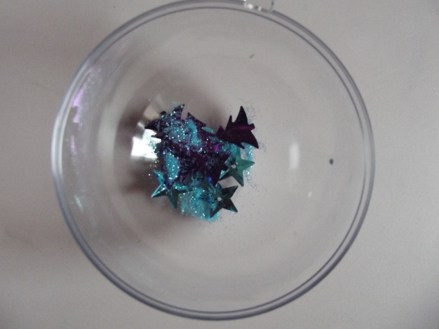 Елочный шарик . Елочный шарик .