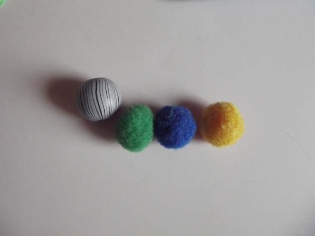 Пластилиновая елочка . Пластилиновая елочка .