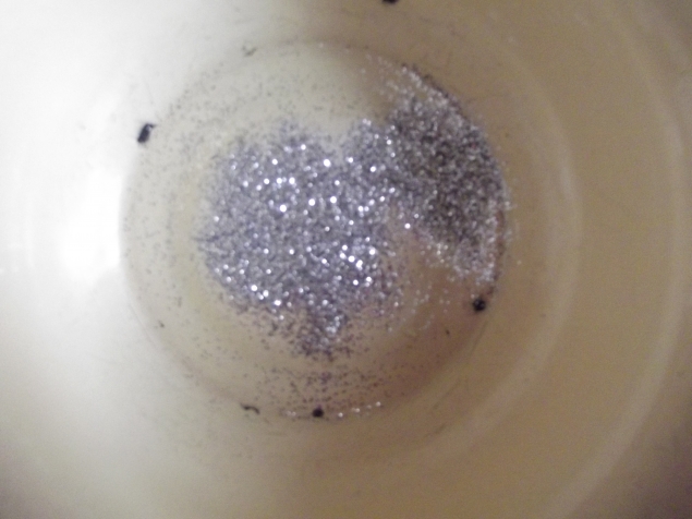 Шарик на елку . Шарик на елку .