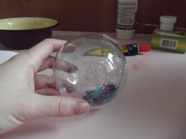 Шарик на елку . Шарик на елку .