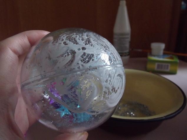 Шарик на елку . Шарик на елку .