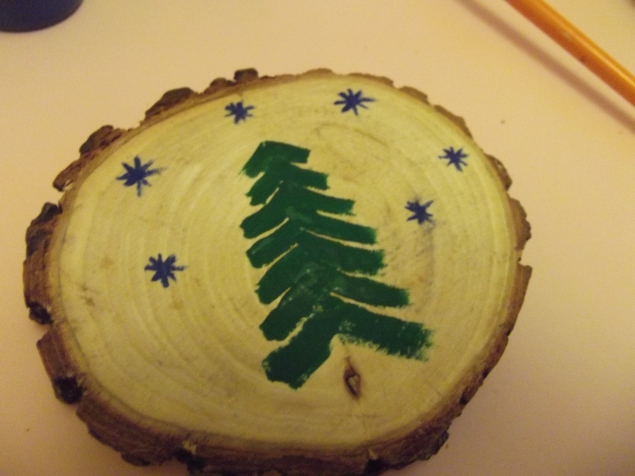 Рисование на дереве .