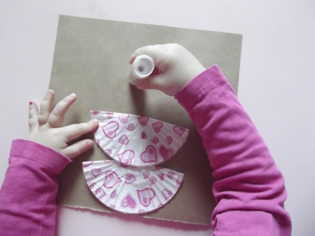 Елка . Елка .