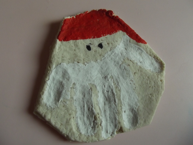 Отпечаток на тесте .