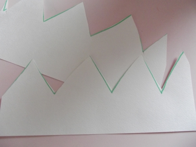 Короны . Короны .