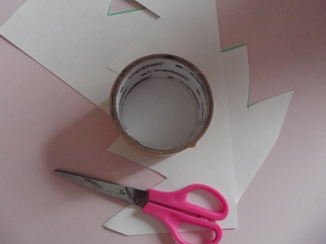 Короны . Короны .