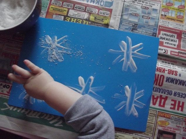 Снежинки из соли . Снежинки из соли .