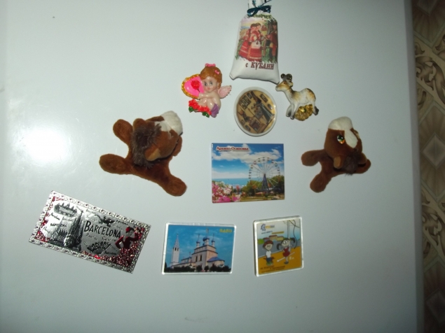 Играем с магнитами .